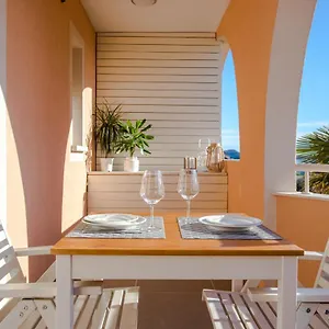 https://villa-lena.hotelinzadar.com